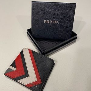 Prada Men’s wallet